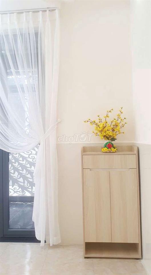 nhà cho thuê ngyên căn p2q8 