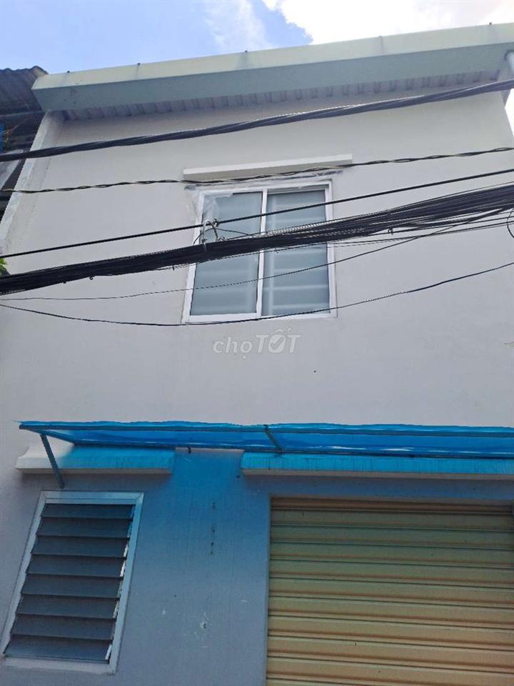 nhà cho thuê ngyên căn p3q8