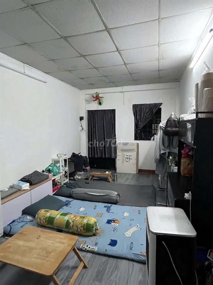 nhà cho thuê ngyên căn mặt tiền phạm thế hiển p44q8