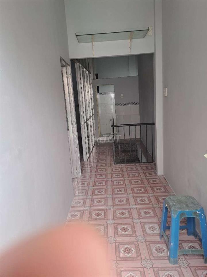 nha cho thuê ngyên căn phường chánh hưng 