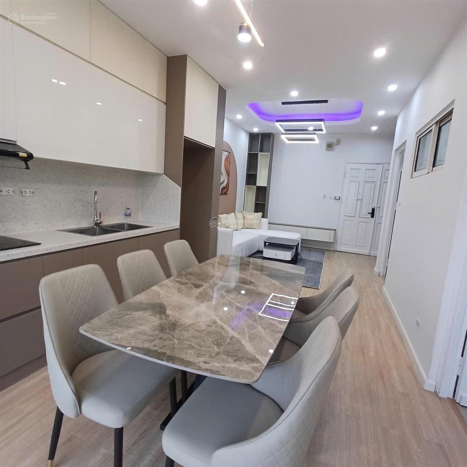 Cần bán gấp giảm chào 1 tỷ cho căn hộ 151m² tòa vimeco ct1 nguyễn chánh, yên hòa, hn