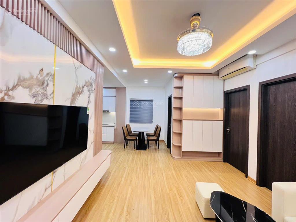 Cho thuê căn hộ chung cư home city,diện tích 100m tke 3 ngủ 2wc full ntgiá 17tr/th. 0989 162 ***