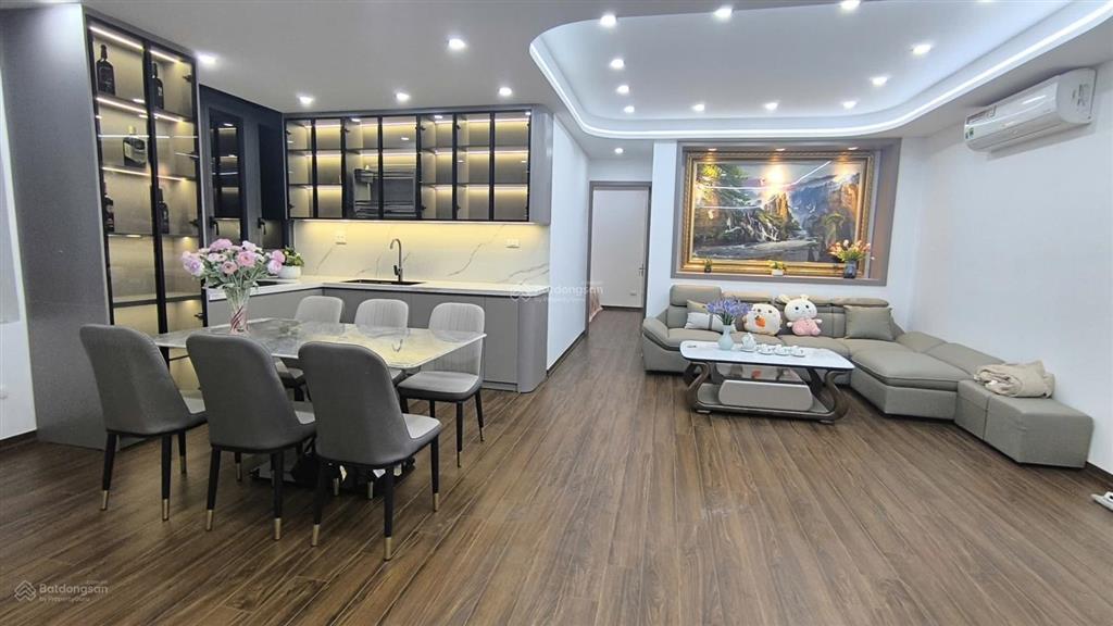 E cần bán gấp căn hộ vimeco nguyễn chánh,diện tích 88.4m tke 2 ngủ 2wc giá 8.5tỷ có thương lượng