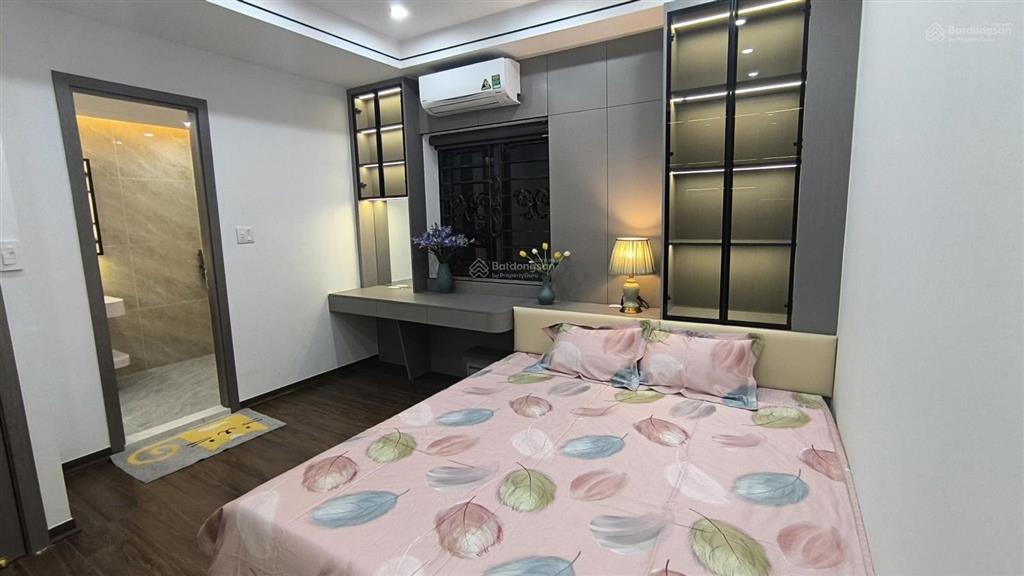 E cần bán gấp căn hộ vimeco nguyễn chánh,diện tích 88.4m tke 2 ngủ 2wc giá 8.5tỷ có thương lượng