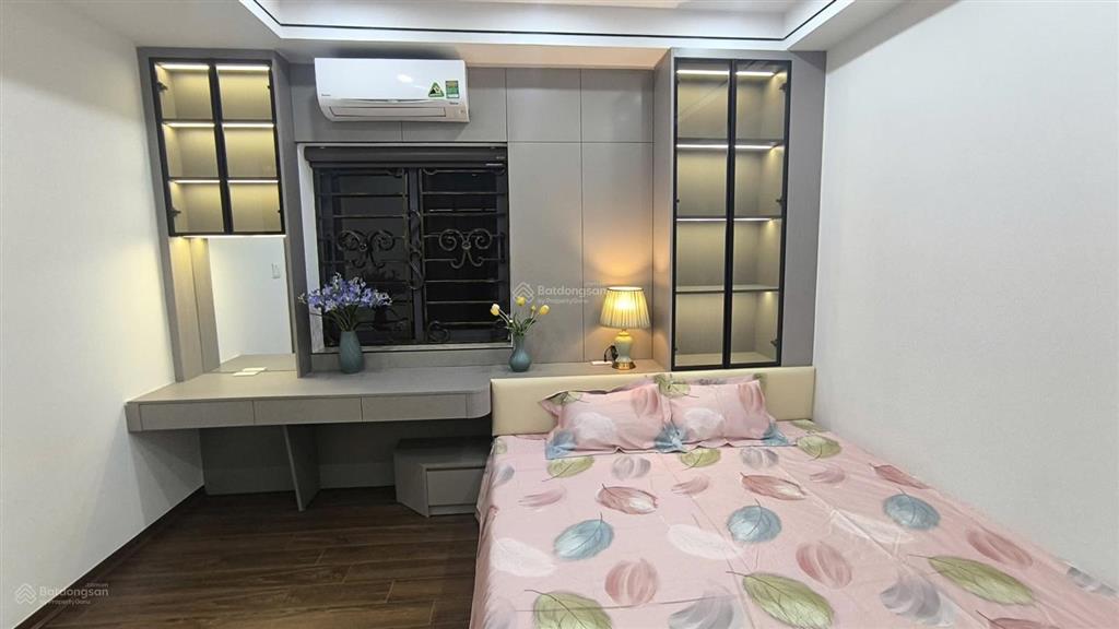 E cần bán gấp căn hộ vimeco nguyễn chánh,diện tích 88.4m tke 2 ngủ 2wc giá 8.5tỷ có thương lượng