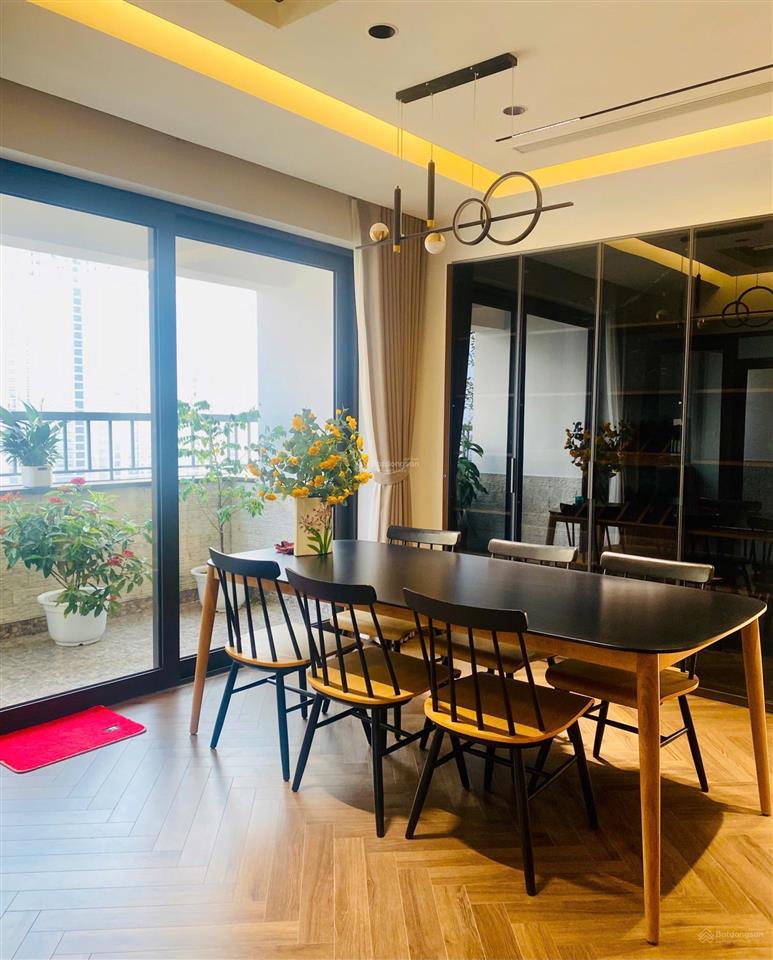 Bán căn hộ chung cư ct4 vimeco ii, giá cực chất 13,8 tỷ, 141,6m2, 4pn, 3wc