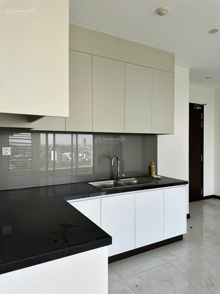 Cho thuê căn góc 2pn, 80m2, 7,5tr  csky view