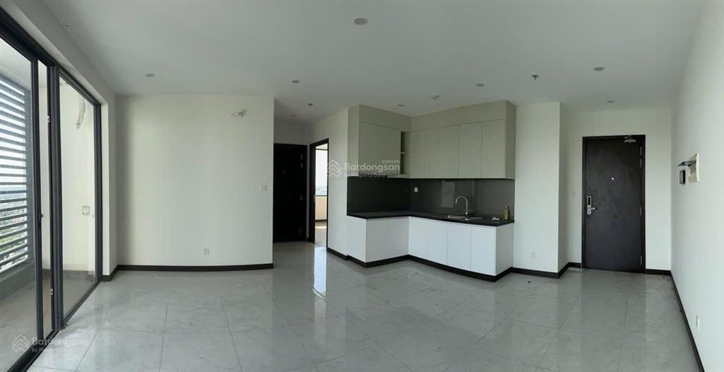 Cho thuê căn góc 2pn, 80m2, 7,5tr  csky view
