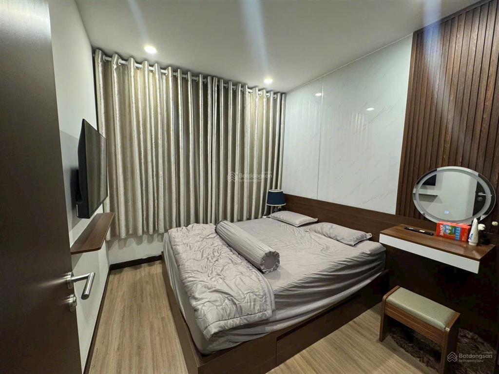 Bán lỗ căn 1pn sky view full nt  giá 1ty8, giá hời csky view