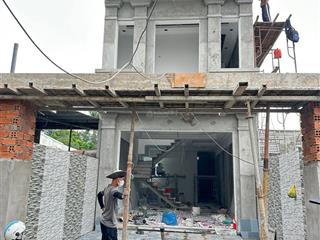 Nhà mới hoàn thiện có nội thất về chỉ có ở trung tâm p đông hoà, hcm bán thu hồi vốn