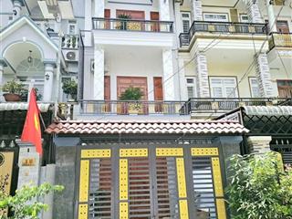 Nhà full nội thất xài toàn gổ gỏ đỏ nguyên khối