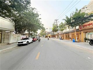 Chính chủ bán lô đất thổ cư 74m2 giá 4,7 tỷ đường võ thi sáu, đong hoà ,hcm mới