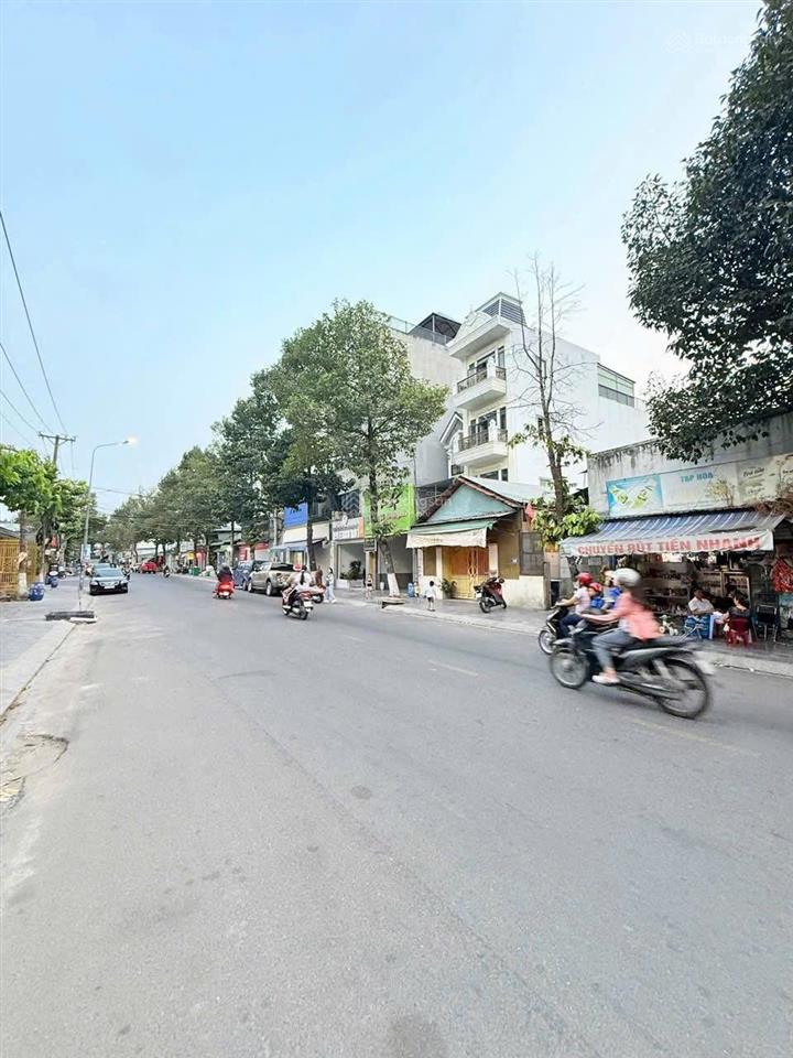 Chính chủ bán lô đất thổ cư 74m2 giá 4,7 tỷ đường võ thi sáu, đong hoà ,hcm mới