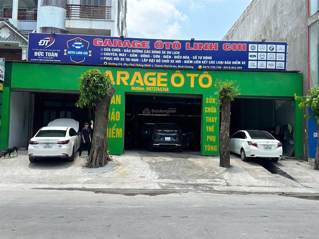 Chính chủ cần bán nhà 2 lầu và gara oto sát vincom 550