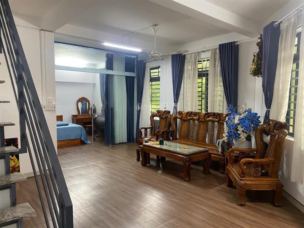 Chính chủ bán nhà đường b trung tâm hành chính, góc 2 mặt tiền