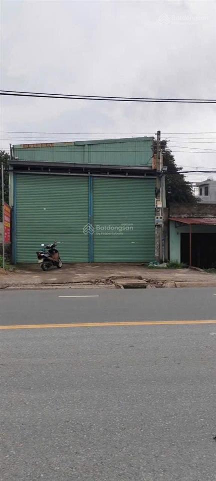 Chính chủ bán xưởng mặt tiền dt 743c, vincom 550, bán gấp hạ 2 tỷ