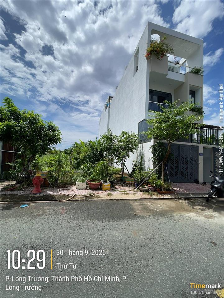 Ngộp bank bán nhanh lô đất centana dt 82.5m2 hướng bắc. đường 10m thông sạch đẹp giá chỉ 4,75 tỷ