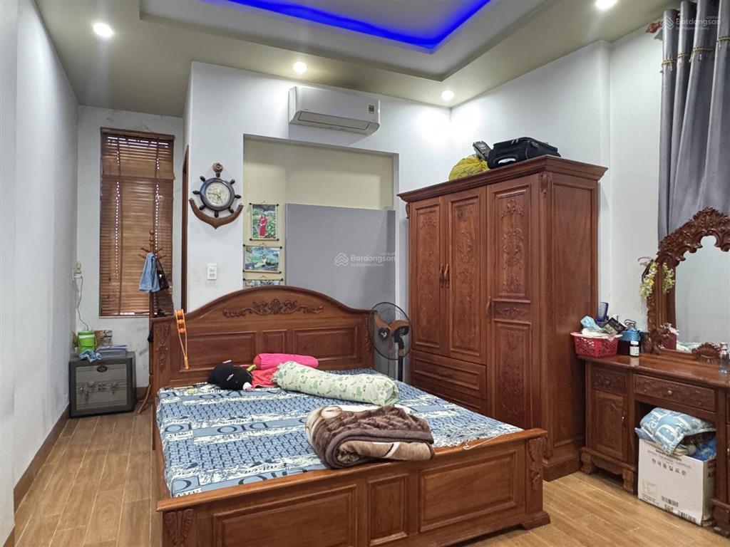 Biệt thự 3 tầng mái ngói trung tâm biên hòa  chỉ 9,2 tỷ