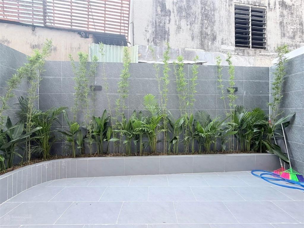 Nhà lầu thổ cư hoàn công gần chợ phú thọ trảng dài  chỉ 4 tỷ 380