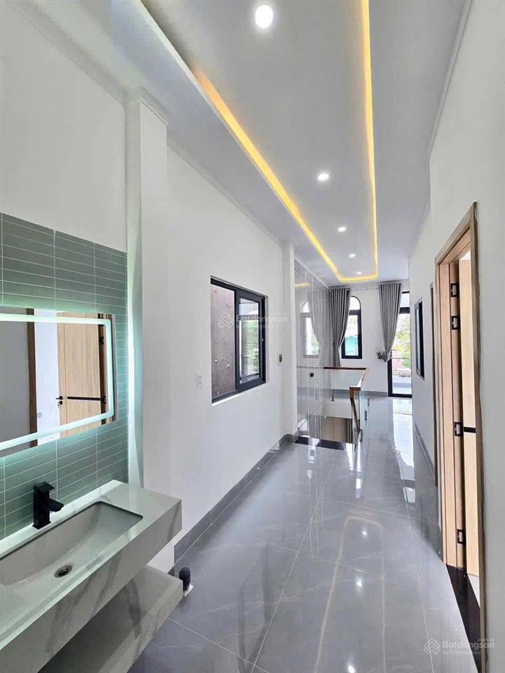 Bán nhà lầu thổ cư hoàn công ngay chợ phú thọ, trảng dài  chỉ 3 tỷ 690