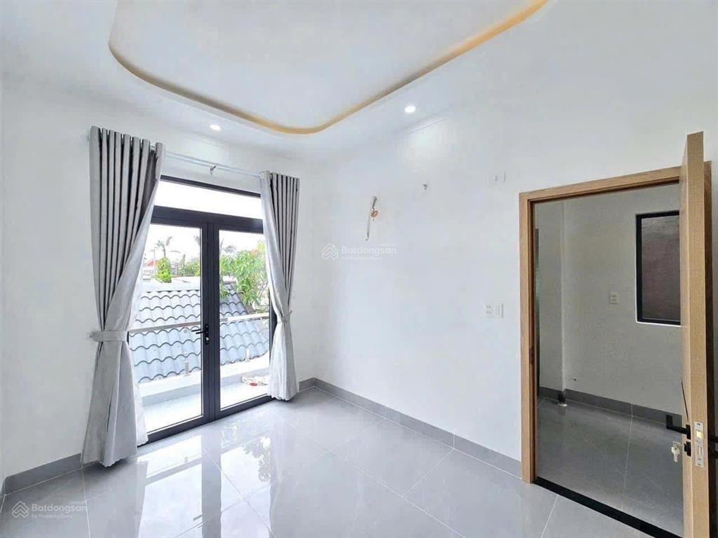 Bán nhà lầu thổ cư hoàn công ngay chợ phú thọ, trảng dài  chỉ 3 tỷ 690