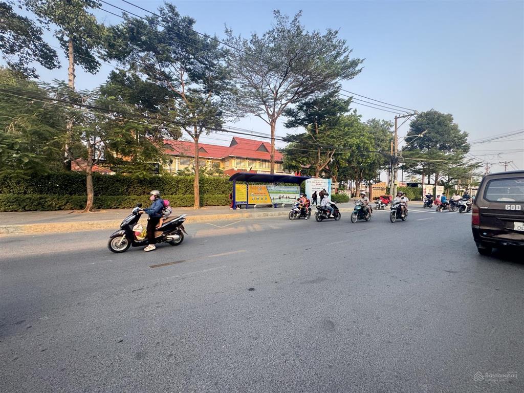 Bán nhà mặt tiền kinh doanh gần ngã 5 nguyễn khuyến trảng dài, 198m2, chỉ 7,9 tỷ