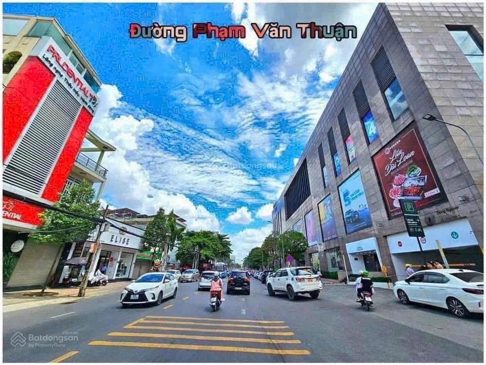 Bán đất tặng nhà mặt tiền phạm văn thuận, biên hoà 180m2  15 tỷ