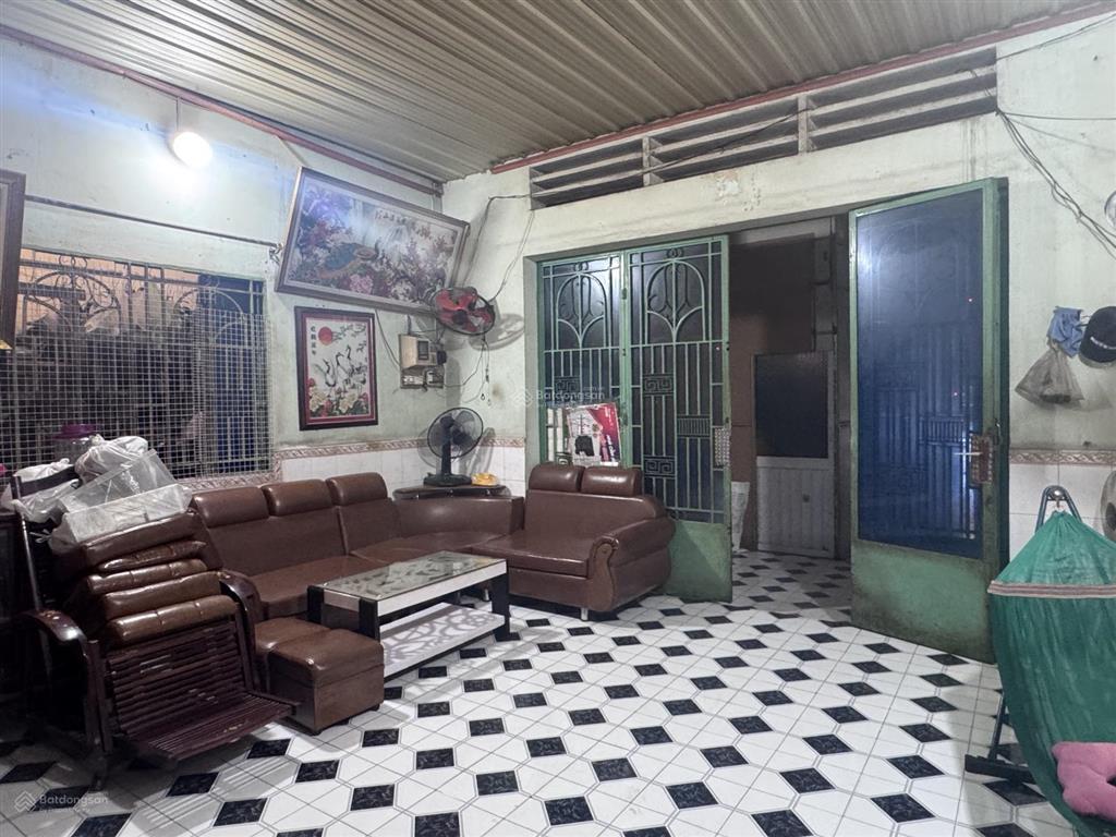 Bán nhà mặt tiền bùi trọng nghĩa gần công an phường trảng dài  dt 230m2, 7x35  chỉ 7,8 tỷ