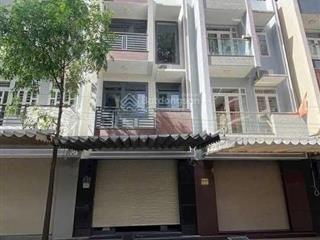 Bán nhà 1 trệt 2 lầu, ngay kdc phú gia 2, kế đại học nguyễn khuyến, phường trảng dài, 5,6 tỷ