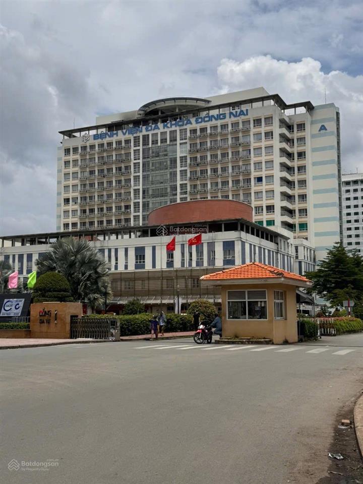 Bán nhà lầu ngay bệnh viện đồng nai chỉ 4 tỷ 99
