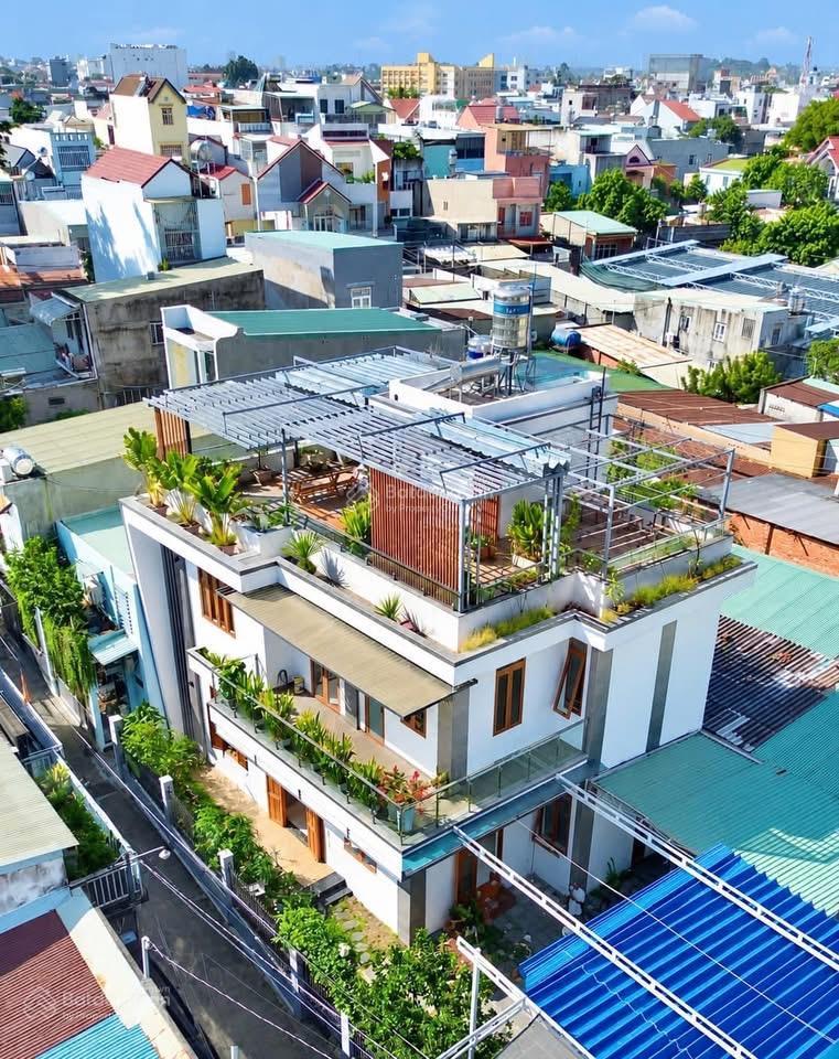 Biệt thự nghỉ dưỡng ngay trung tâm biên hòa đường đồng khởi 380m2 sàn  chỉ 8,9 tỷ