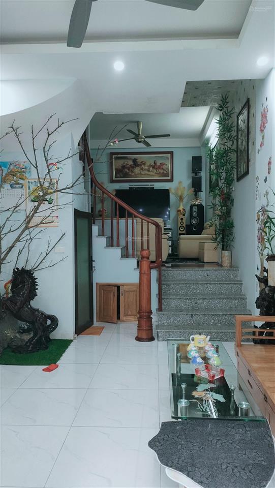 Bán nhà 4 tầng đất thổ cư tại phường dương nội hà đông hà nội cách đường lê trọng tấn 200m