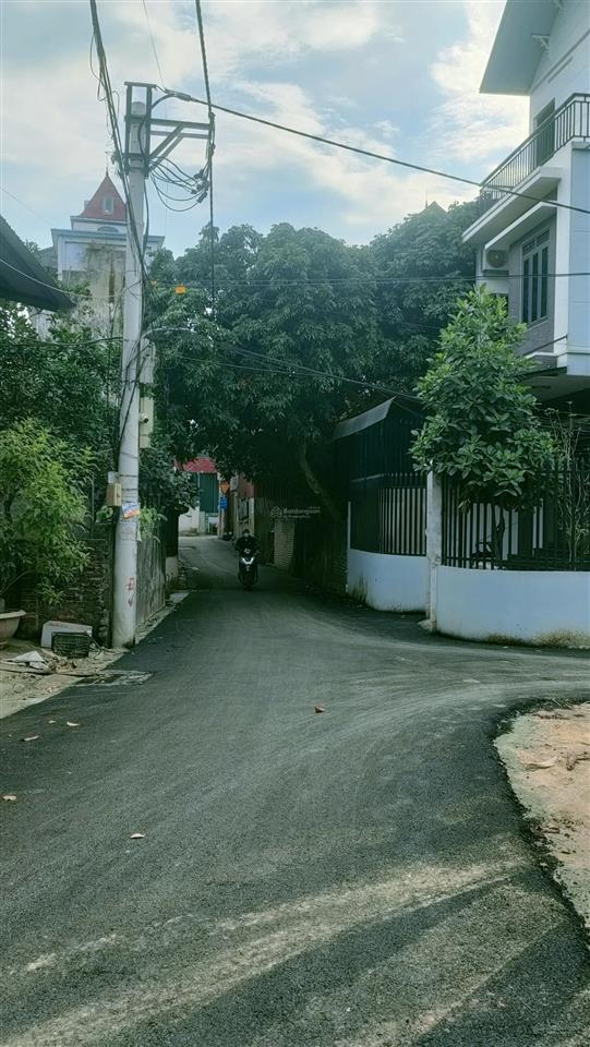 Lô góc kho xưởng đất thổ cư ngõ thông ô tô tải đỗ cửa tại xã hưng đạo, đại thành, quốc oai, hà nội