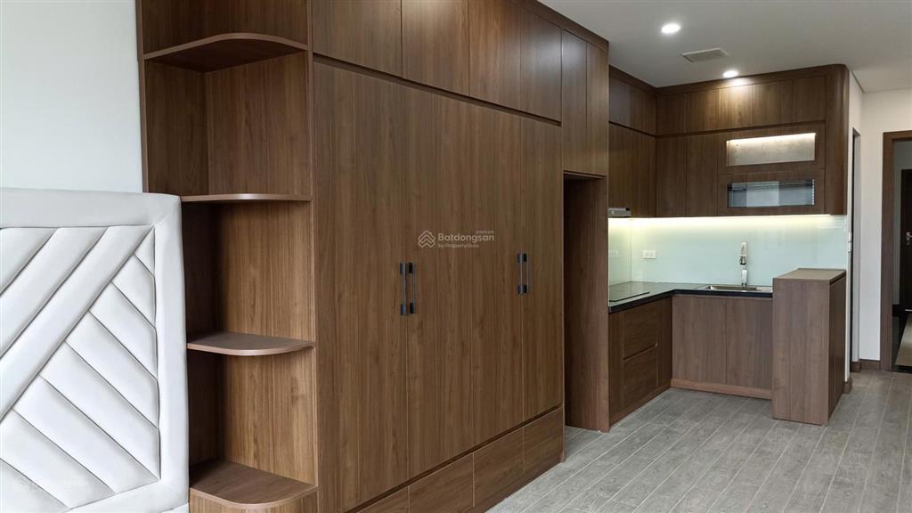 Cho thuê căn hộ mini 27 m2 tại đường đê quai, tứ liên