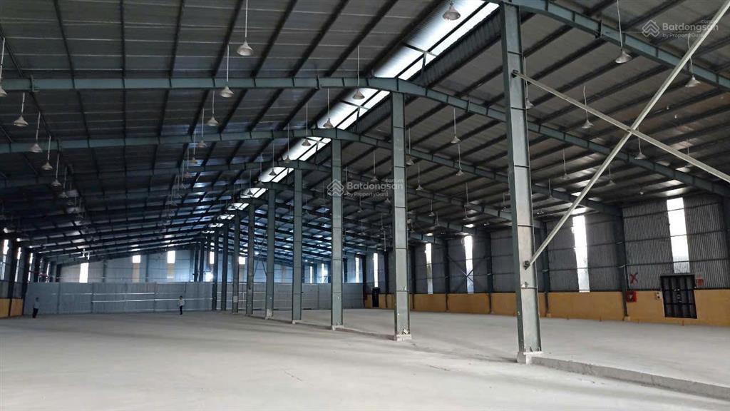 Cho thuê 2583 m2 kho xưởng trong cụm công nghiệp trại gà tại phú diễn, bắc từ liêm
