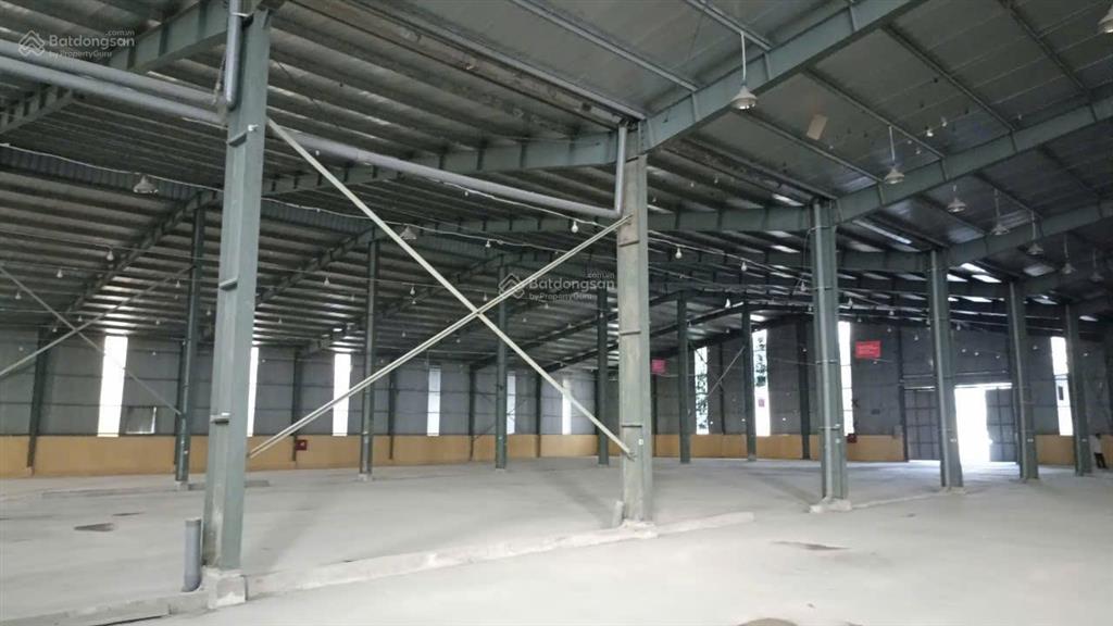 Cho thuê 2583 m2 kho xưởng trong cụm công nghiệp trại gà tại phú diễn, bắc từ liêm