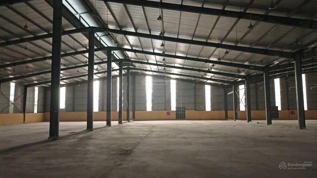 Cho thuê 2583 m2 kho xưởng trong cụm công nghiệp trại gà tại phú diễn, bắc từ liêm