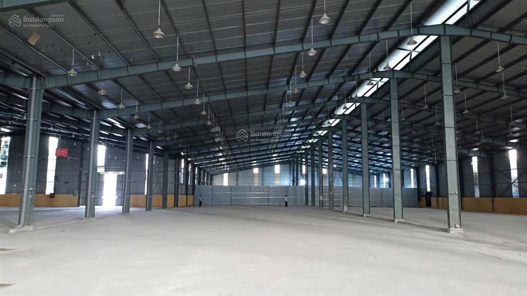 Cho thuê 2583 m2 kho xưởng trong cụm công nghiệp trại gà tại phú diễn, bắc từ liêm