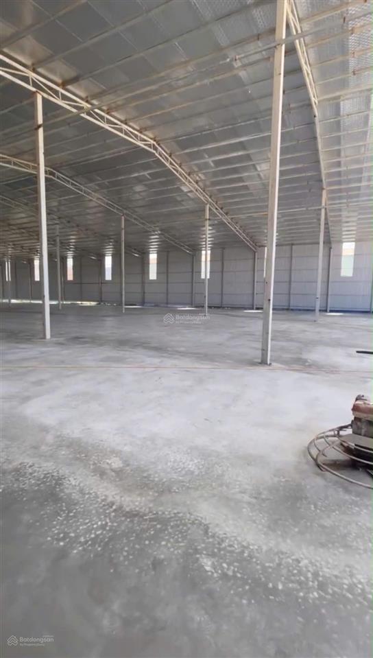 Cho thuê 1500 m2 kho xưởng tại km 16 đại lộ thăng long, quốc oai, hà nội