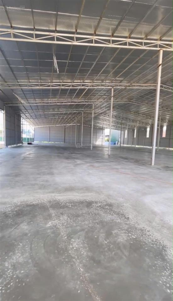 Cho thuê 1500 m2 kho xưởng tại km 16 đại lộ thăng long, quốc oai, hà nội