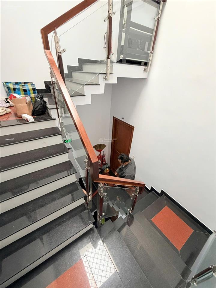 Bán nhà chính chủ 62m2, 4 lầu, hẻm oto khu đồng bộ cao tầng vip, ngay chung cư dream home gò vấp