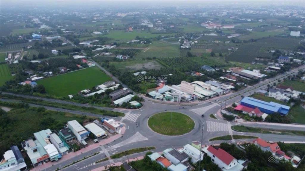 Chủ bán nhà mới cấp 4 mt nguyễn văn quá p. khánh hậu tp tân an dt 4x20m giá 1,880 tỷ. 0908 951 ***