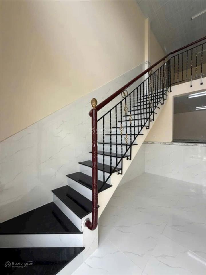 Chủ bán nhà mới cấp 4 mt nguyễn văn quá p. khánh hậu tp tân an dt 4x20m giá 1,880 tỷ. 0908 951 ***