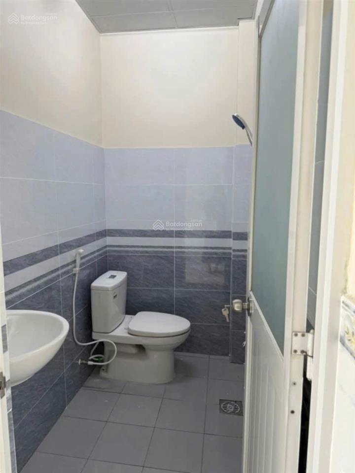 Chủ bán nhà mới cấp 4 mt nguyễn văn quá p. khánh hậu tp tân an dt 4x20m giá 1,880 tỷ. 0908 951 ***