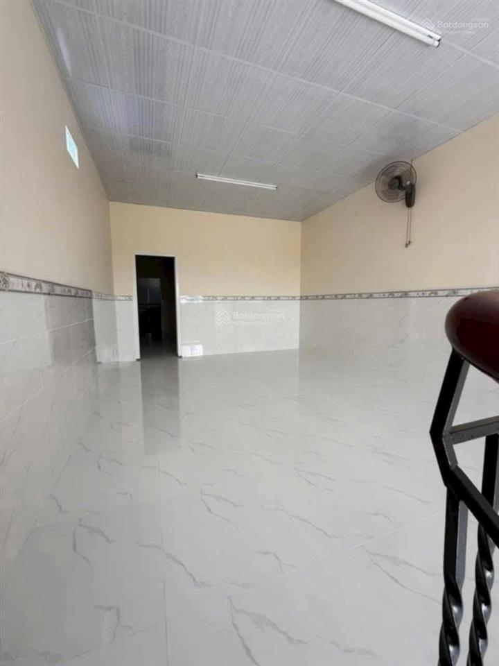 Chủ bán nhà mới cấp 4 mt nguyễn văn quá p. khánh hậu tp tân an dt 4x20m giá 1,880 tỷ. 0908 951 ***