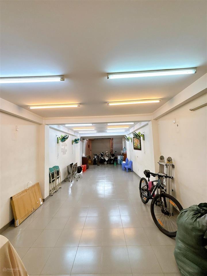 Bán nhà hẻm xe hơi hà thị đát gần aeon tân phú, dt 4x17m, đúc 1 lửng 2 lầu sân thượng, giá 9,8 tỷ