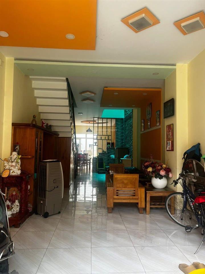 Bán nhà 1/ đường phú thọ hoà ngay chợ vải, dt 4,05x21m, đúc 2 lầu giá nhỉnh 8 tỷ