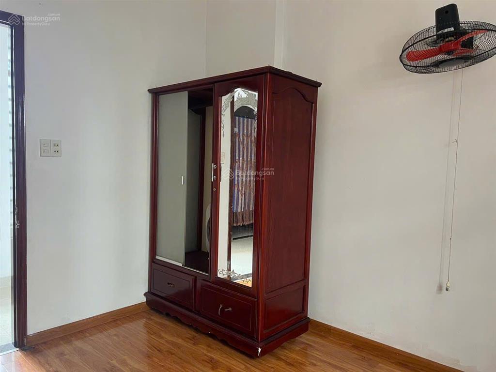 Cho thuê nhà nguyên căn 300m2 rộng rãi thoáng mát khu tđc long an long thành