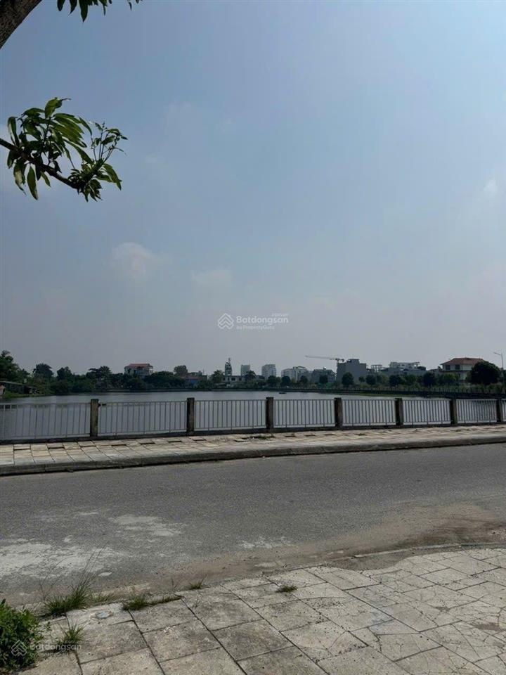 Cần bán lô đất 242m², mặt tiền 14,68m², view hồ vực kiếu, cạnh bv việt đức 2, giá 19 tỷ