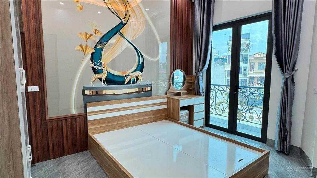 Bán nhà ngõ trần hưng đạo, phủ lý, 4 tầng full nội thất, thang máy, ô tô vào tận nhà, giá 3.7 tỷ